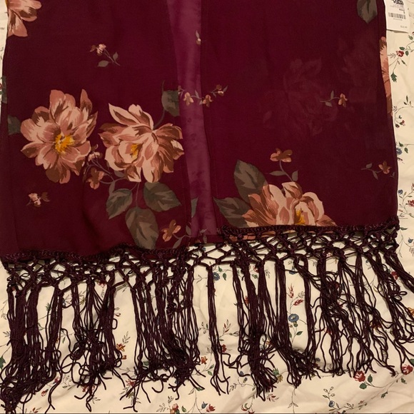 Floral Kimono - Picture 3 of 4